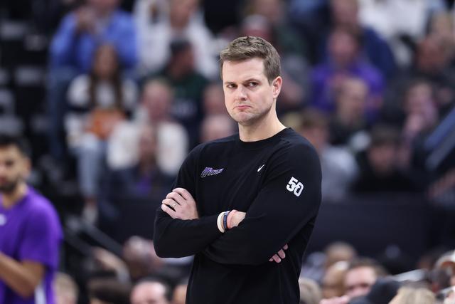 杜兰特28+11+8太阳负火箭 鹈鹕负热火止4连胜